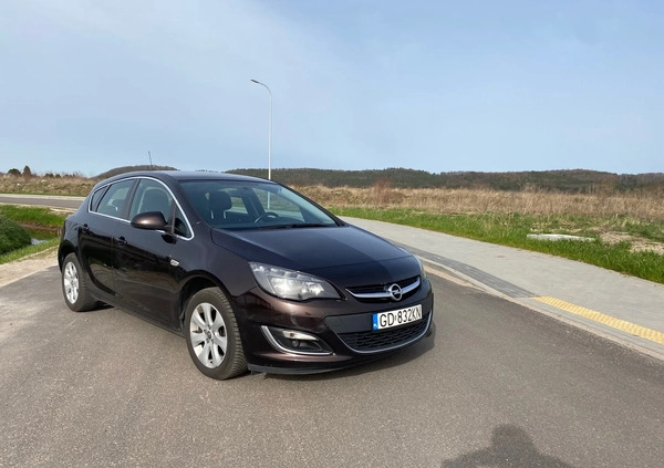 Opel Astra cena 33500 przebieg: 184700, rok produkcji 2015 z Rumia małe 46